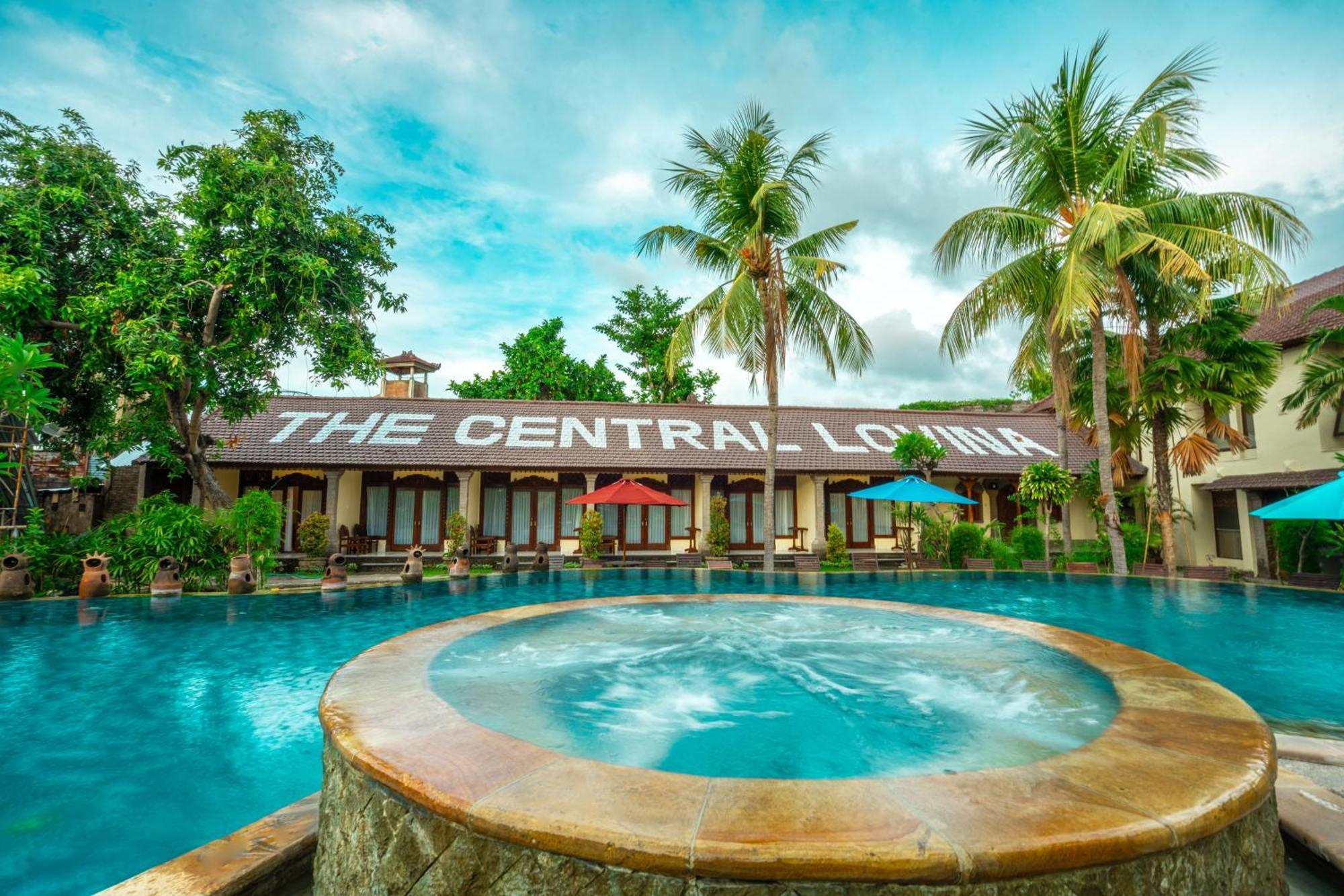 The Central Lovina Hotel & Restaurant Exterior foto